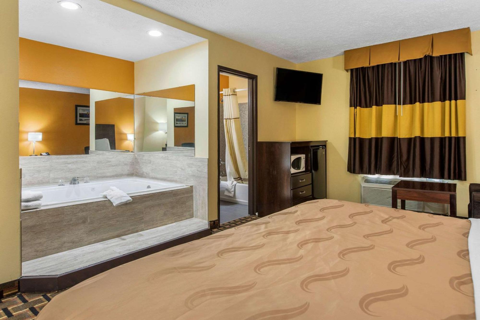 Quality Inn Grand Rapids Near Downtown Wyoming Eksteriør billede