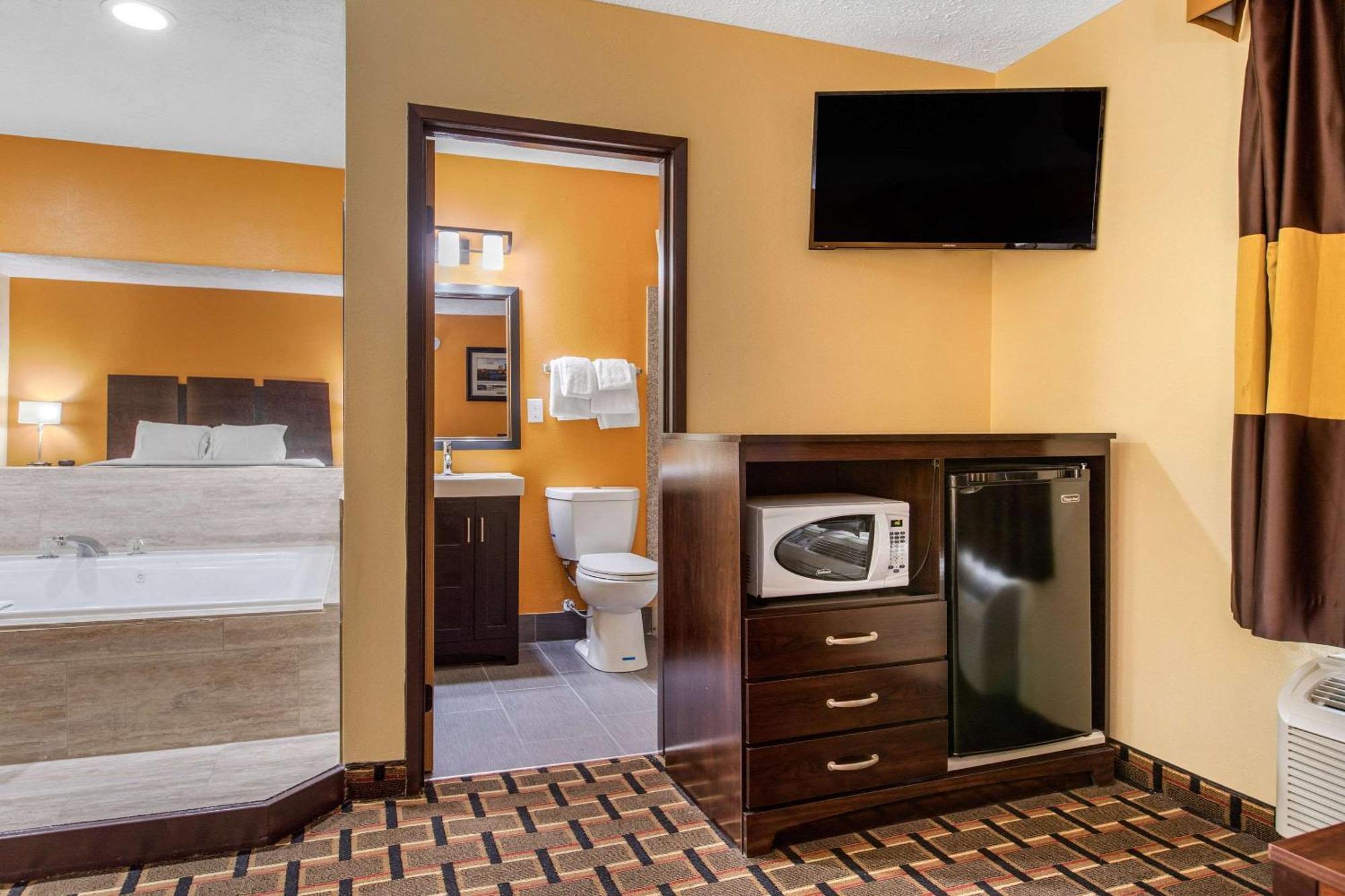 Quality Inn Grand Rapids Near Downtown Wyoming Eksteriør billede